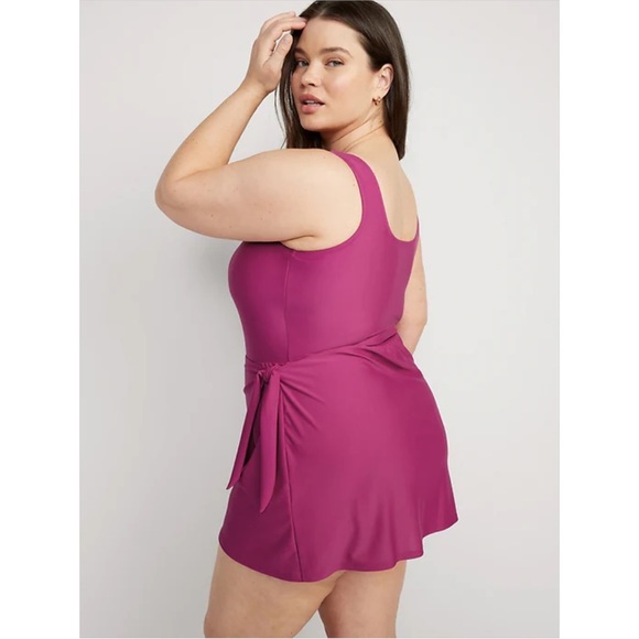 'NWT Old Navy Wrap-Front Swimsuit Dress - Picture 8 of 8